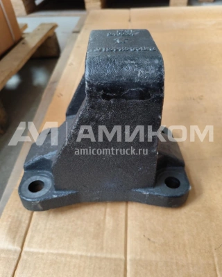 Кронштейн скольжения задней рессоры FAW J6