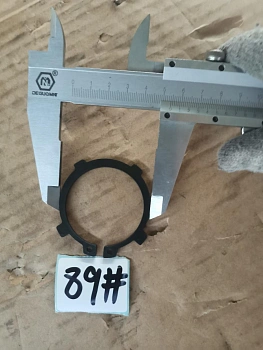 Кольцо стопорное полуоси внешнее (4 лепестка d=46mm) FAW J6